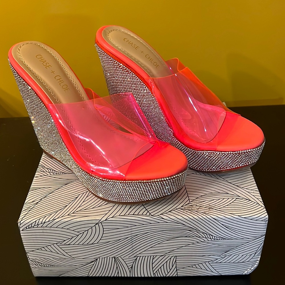 Chase+Chloe Women’s Neon Pink Wedge sandals